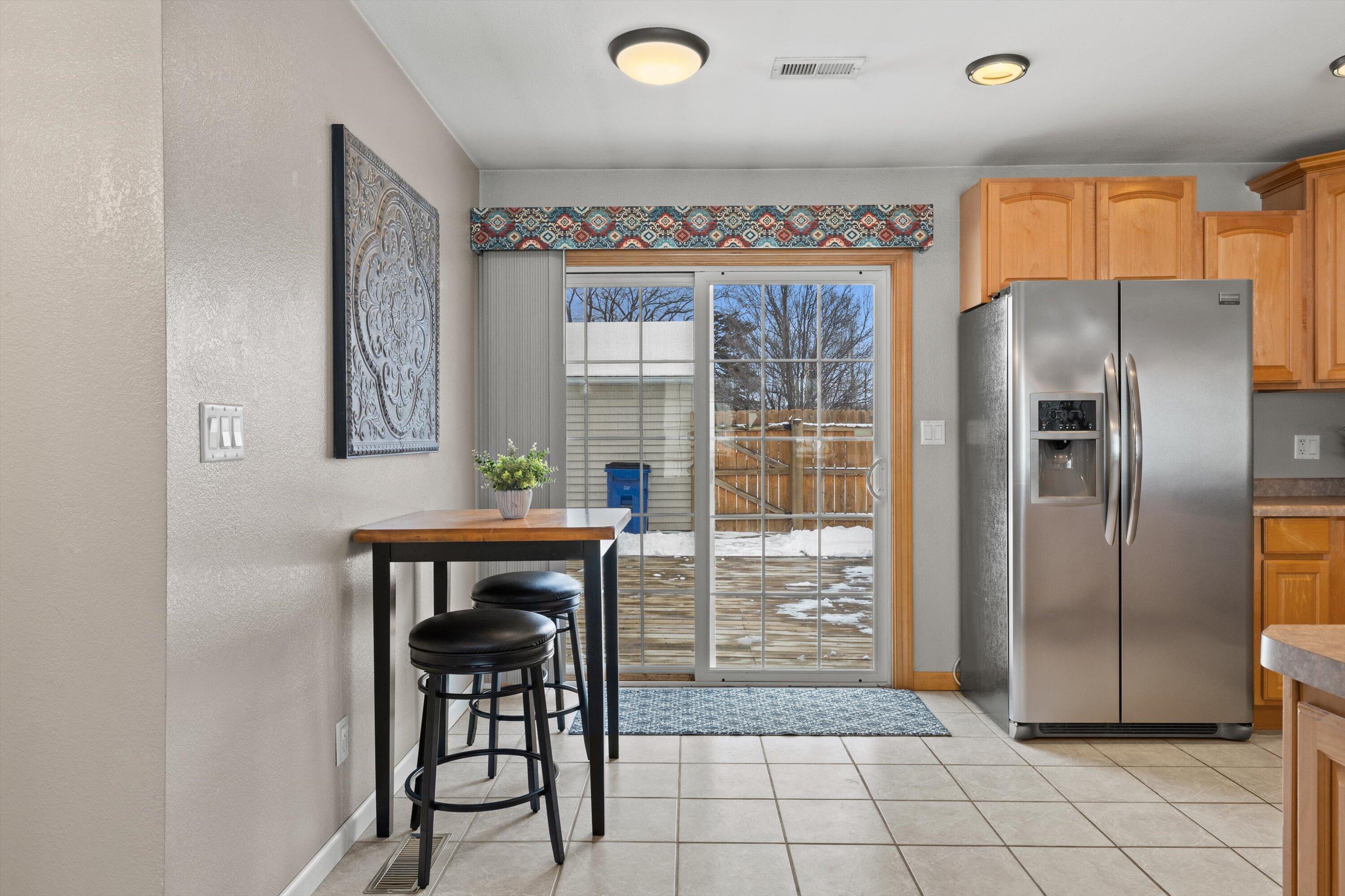 4100 Victory Avenue Racine, WI 53405 - Photo 13 of 26 Dining Area & Kitchen