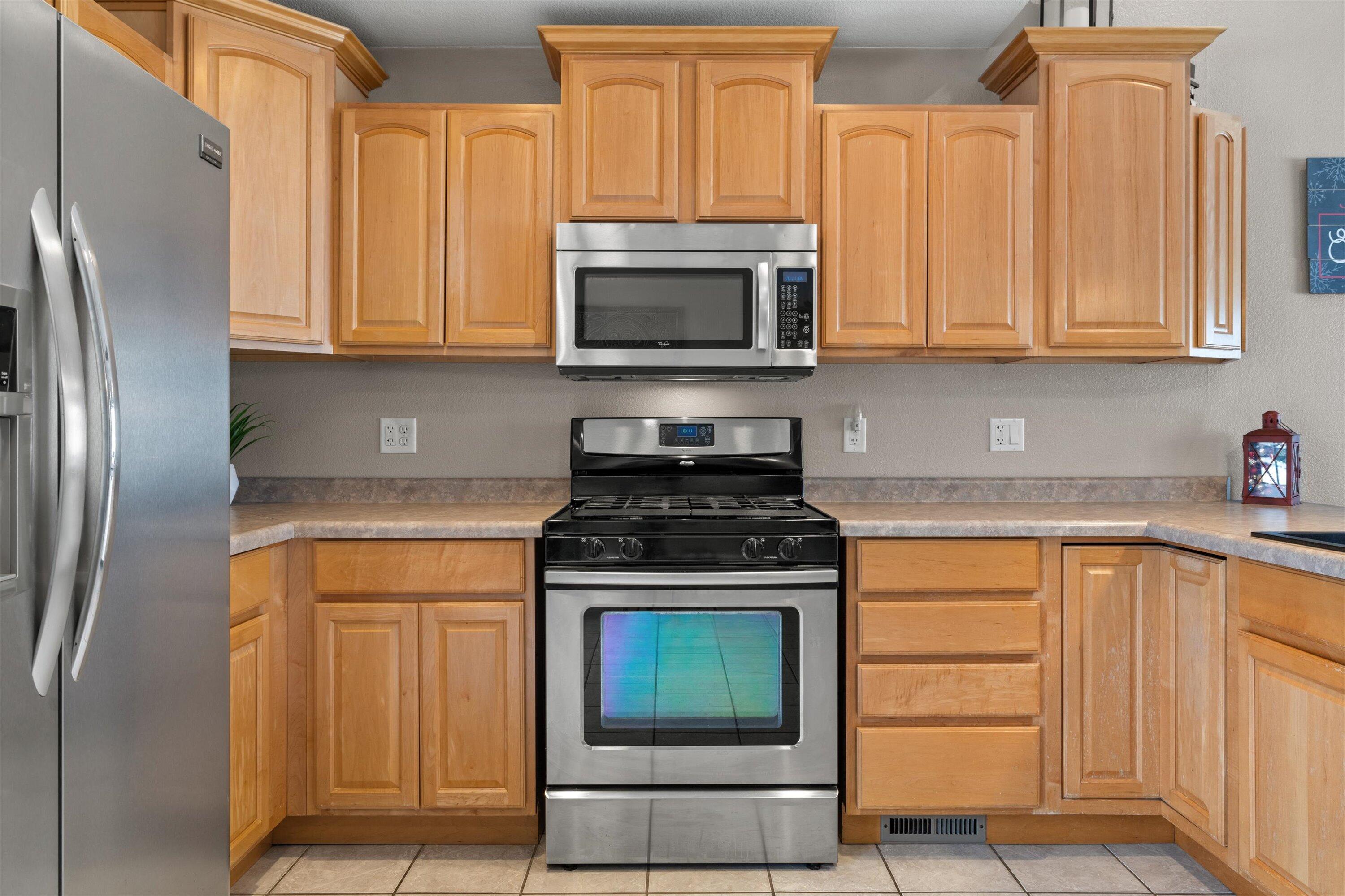 4100 Victory Avenue Racine, WI 53405 - Photo 17 of 26 Kitchen