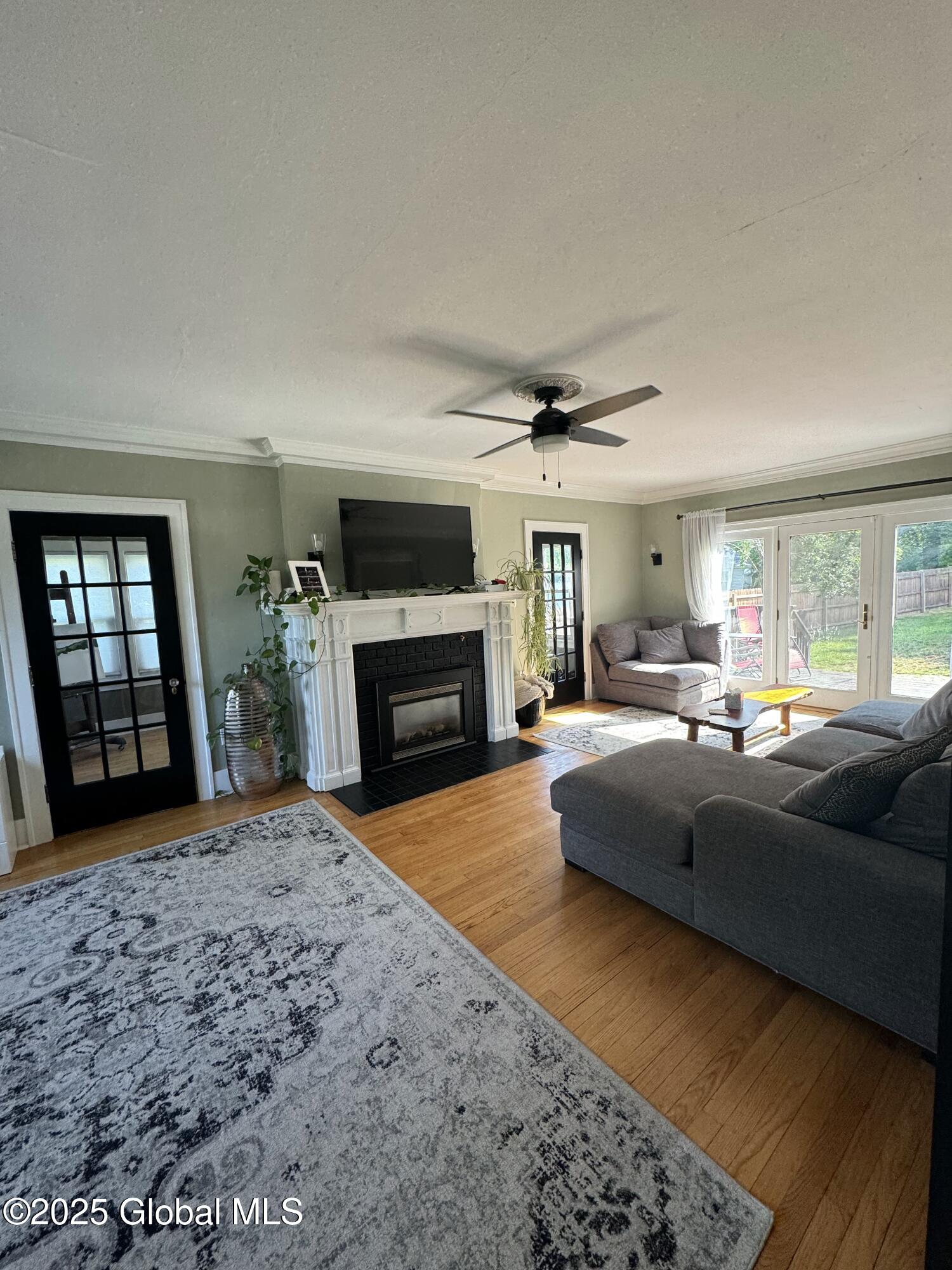 1061 Teviot Road Schenectady, NY 12308 - Photo 3 of 23 IMG_2726