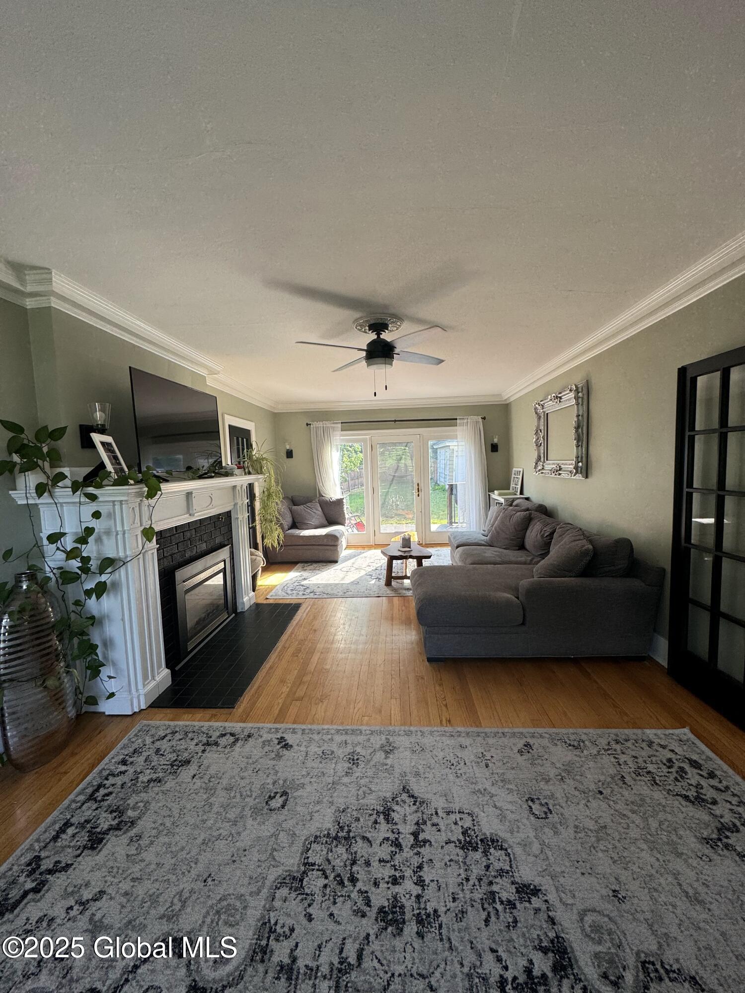 1061 Teviot Road Schenectady, NY 12308 - Photo 4 of 23 IMG_2727