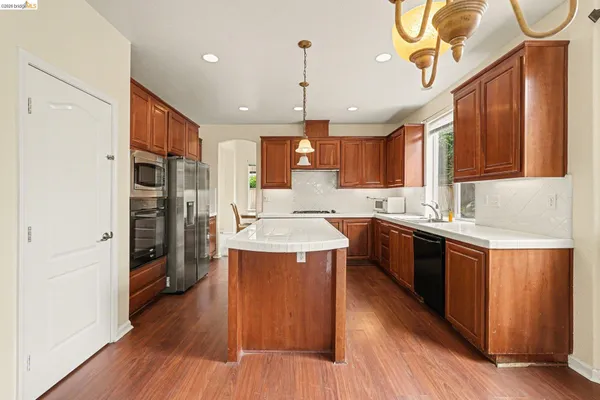 $848,000 | 2469 Sparrow Court, Antioch, CA 94531