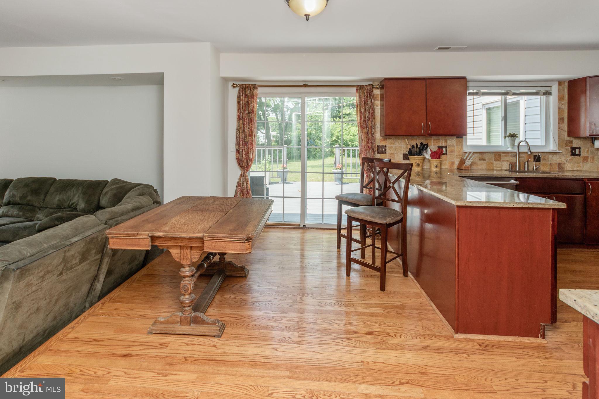 642 Meadow Road Huntingdon Valley, PA 19006 - Photo 14 of 47 kitchen