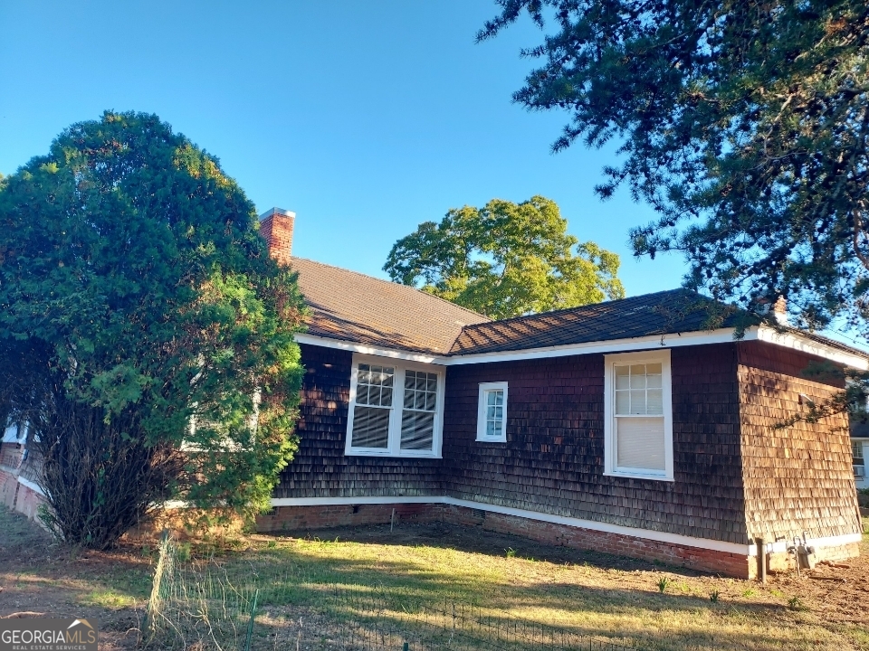 28 Johnson Avenue Manchester, GA 31816 - Photo 3 of 16