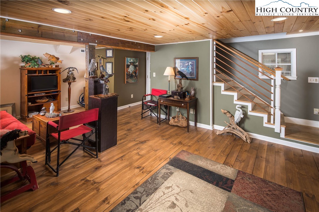 5042 Bamboo Road Boone, NC 28607 - Photo 15 of 27 Gallery Image 15