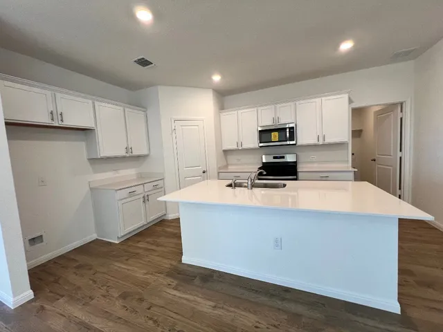 $479,990 | 2005 Lazy Acrs Street, Leander, TX 78641