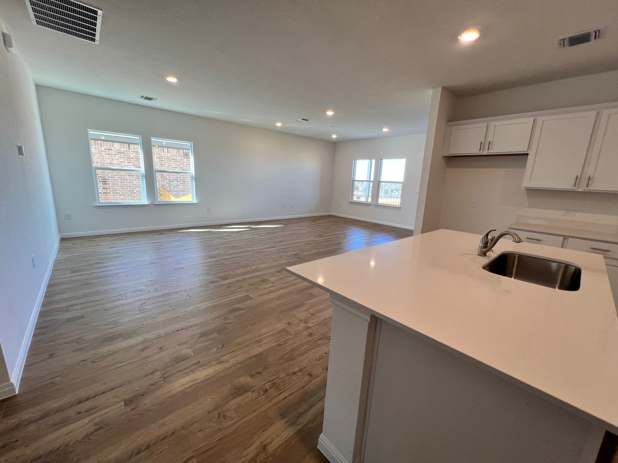 2005 Lazy Acrs Street Leander, TX 78641 - Photo 8 of 11