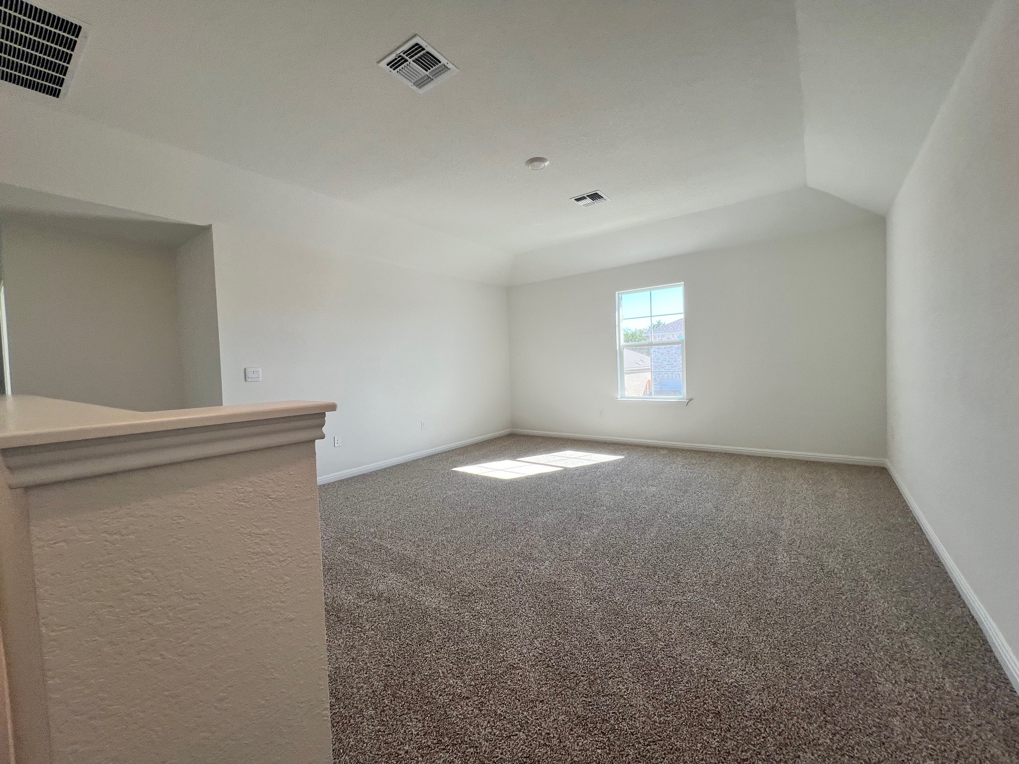 2005 Lazy Acrs Street Leander, TX 78641 - Photo 9 of 11