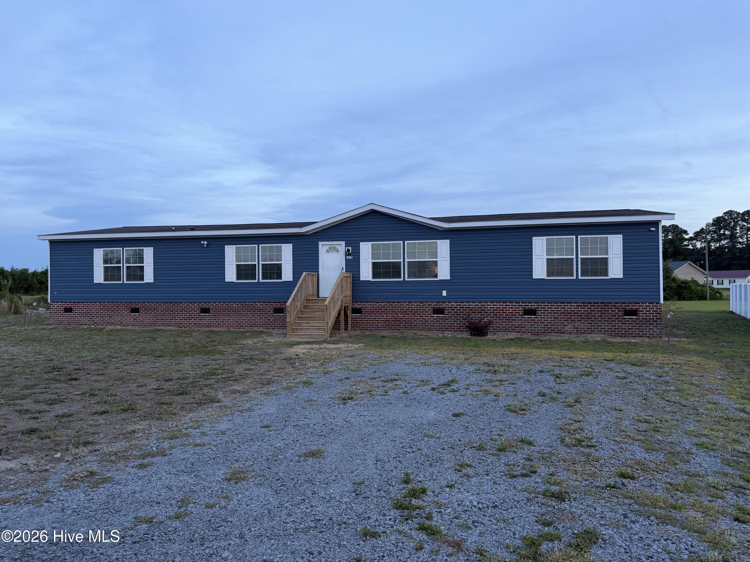 1278 Bailey Rdg Lane Williamston, NC 27892 - Photo 3 of 25