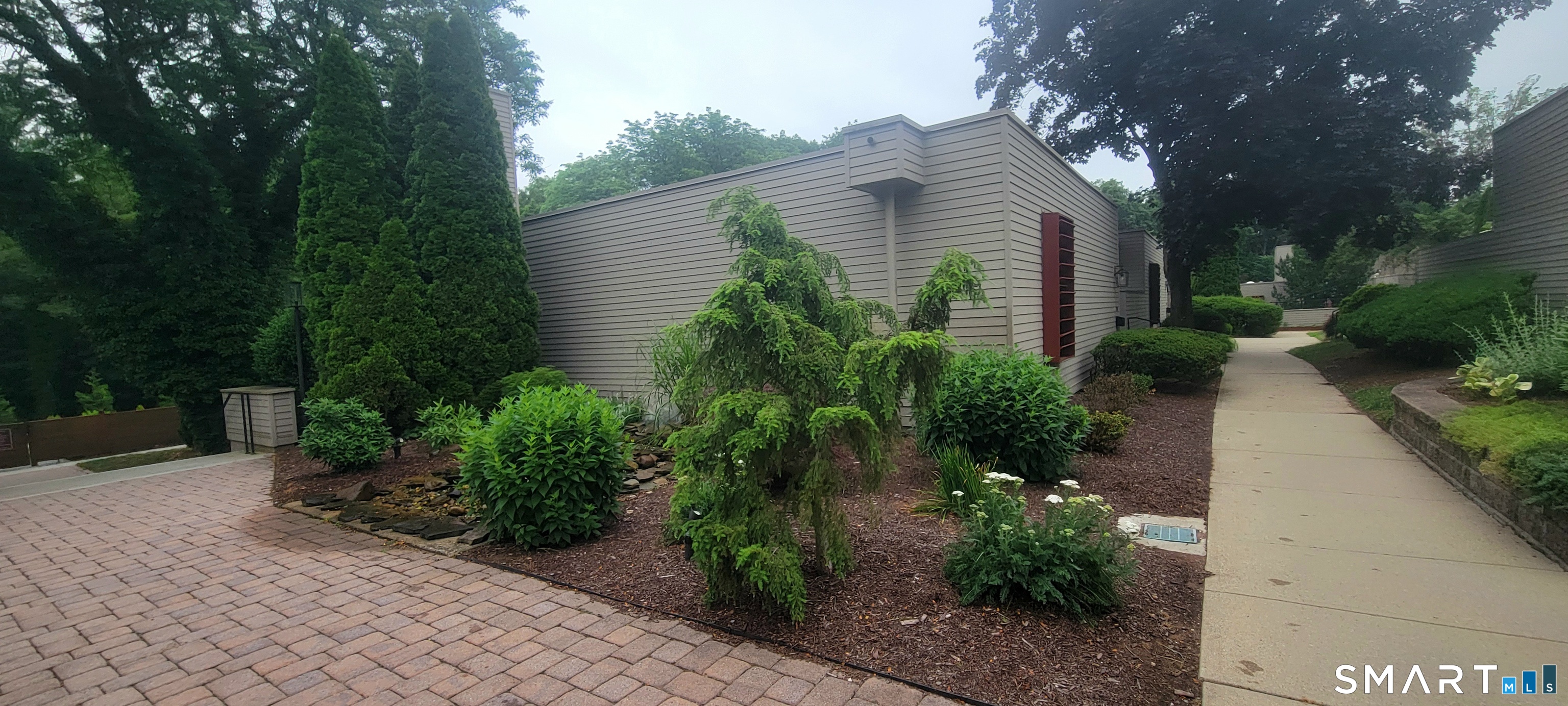 37 Charlton Hill Road, Unit 37 Hamden, CT 06518 - Photo 8 of 17