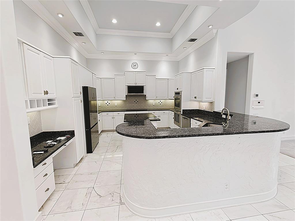 2939 Paddock Lane Weston, FL 33331 - Photo 4 of 86