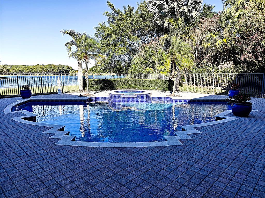 2939 Paddock Lane Weston, FL 33331 - Photo 68 of 86