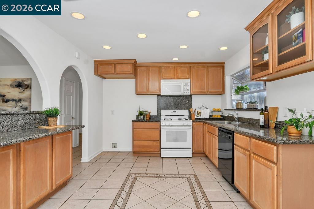 1475 Bassett Drive Concord, CA 94521 - Photo 11 of 25