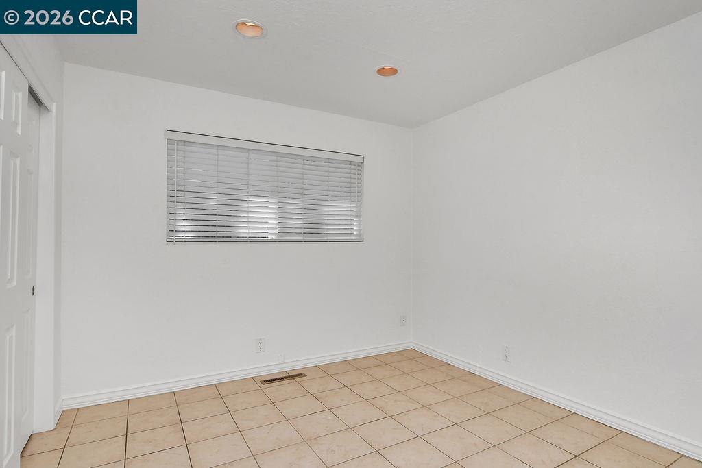 1475 Bassett Drive Concord, CA 94521 - Photo 15 of 25