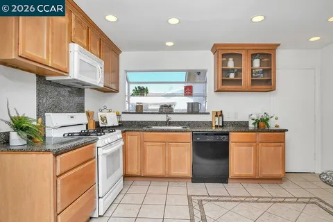 $725,000 | 1475 Bassett Drive, Concord, CA 94521