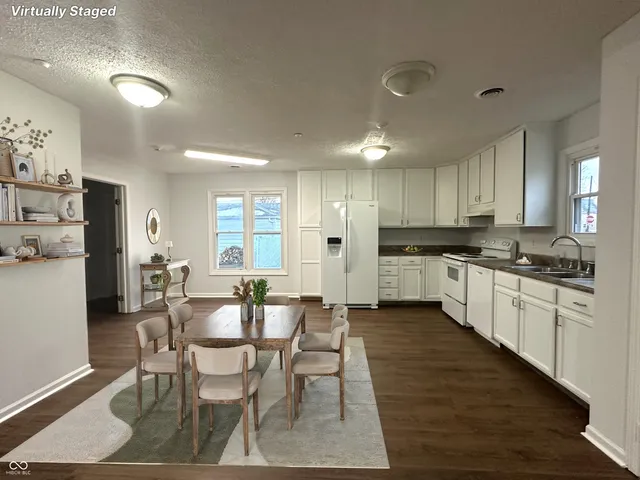 $292,900 | 411 North Pine Street, Brazil, IN 47834