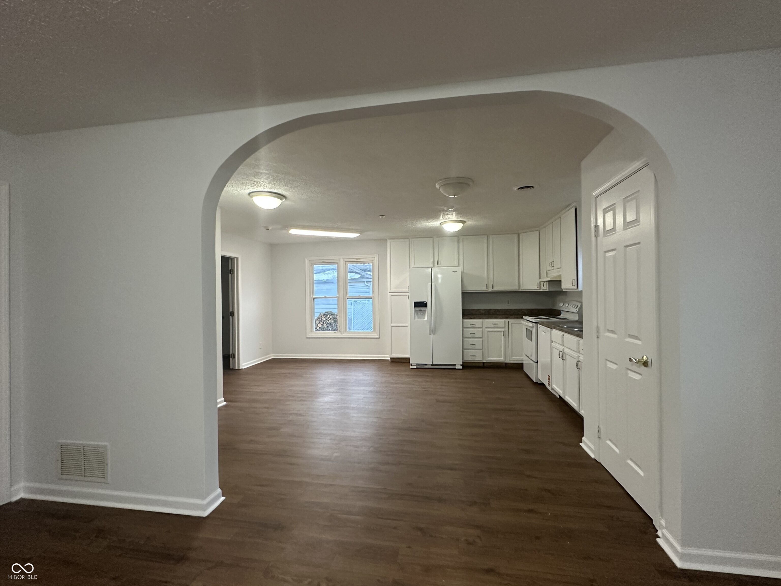 411 North Pine Street Brazil, IN 47834 - Photo 2 of 14