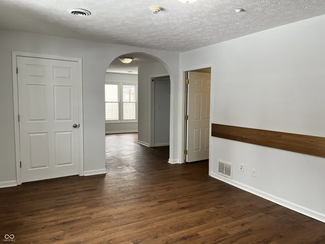 $292,900 | 411 North Pine Street, Brazil, IN 47834