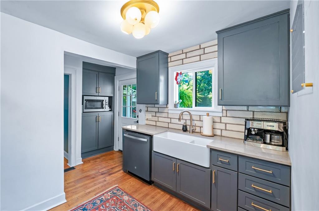 27 West Winthrope Road Kansas City, MO 64113 - Photo 11 of 34