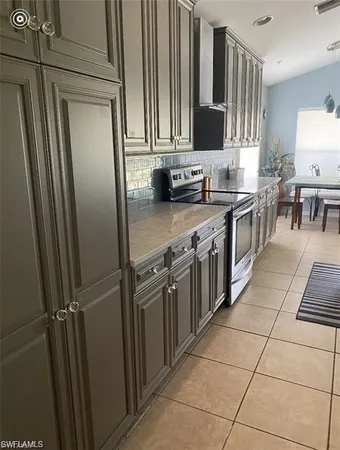 $3,500 | 1405 Tiffany Lane, Unit 1408, Naples, FL 34105