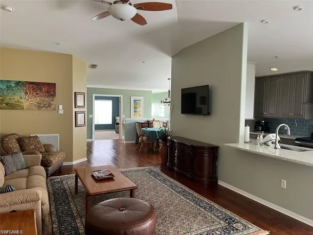 $3,500 | 1405 Tiffany Lane, Unit 1408, Naples, FL 34105