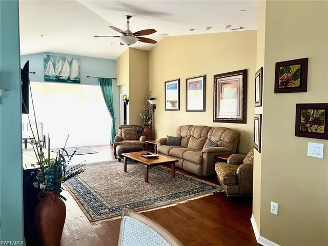 $3,500 | 1405 Tiffany Lane, Unit 1408, Naples, FL 34105