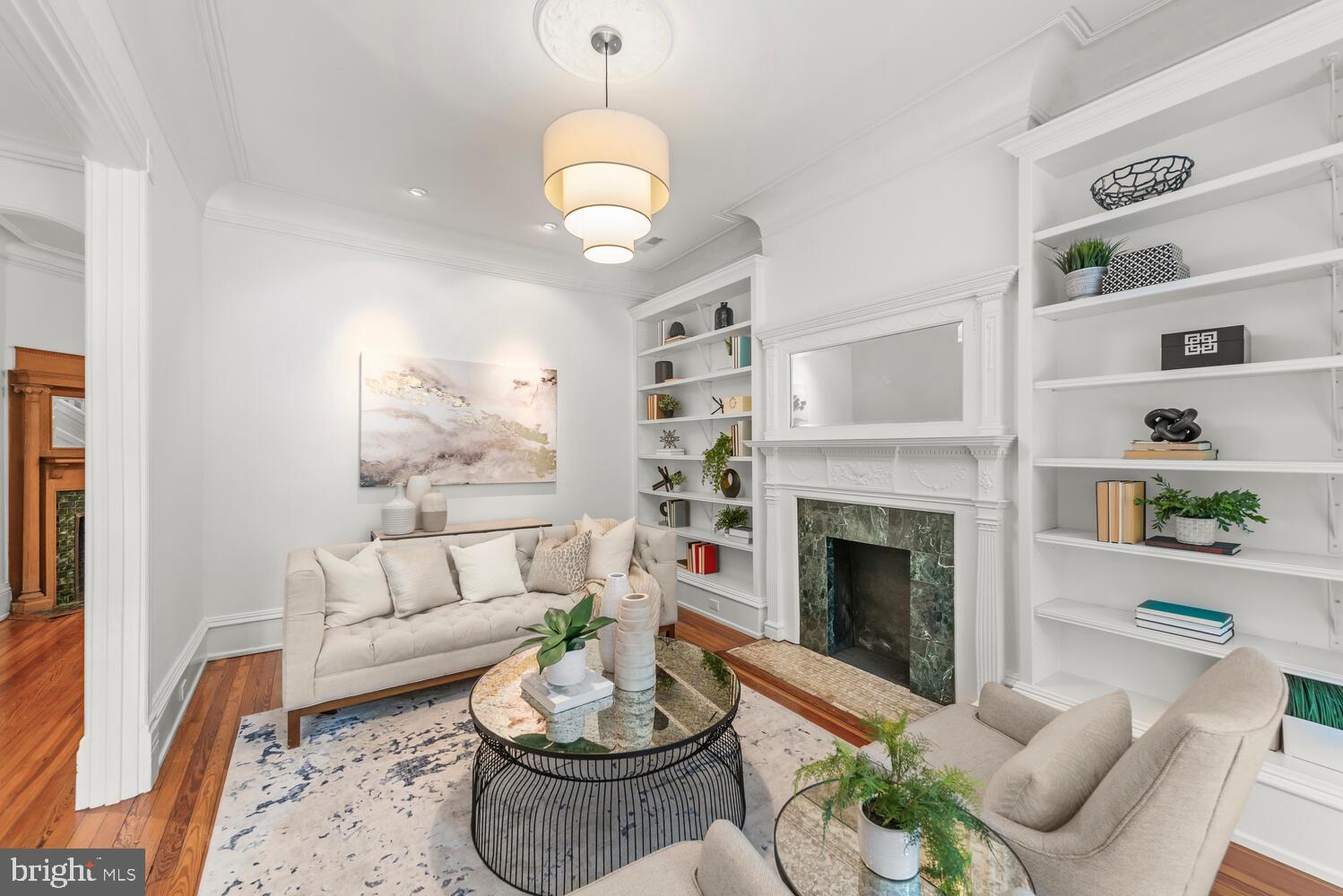 1607 S Street Northwest Washington, DC 20009 - Photo 12 of 75 Pretty fireplace