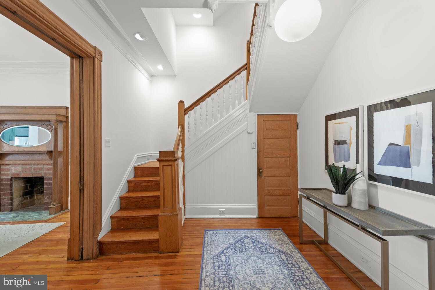 1607 S Street Northwest Washington, DC 20009 - Photo 29 of 75 Up to the second level!