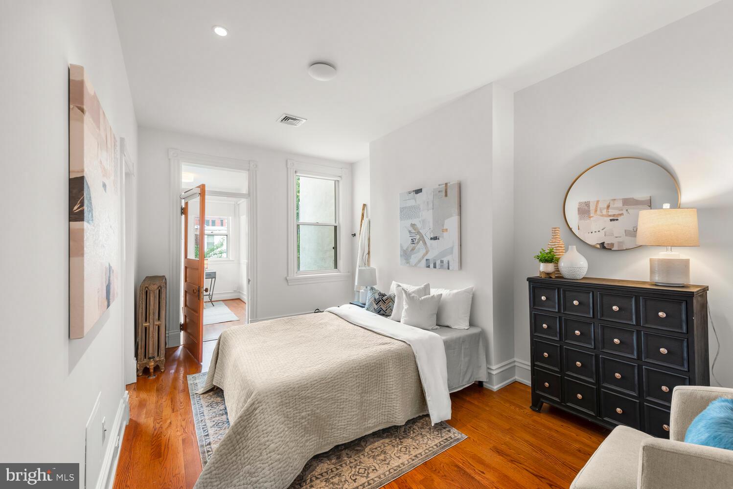 1607 S Street Northwest Washington, DC 20009 - Photo 38 of 75 Extra room past this bedroom