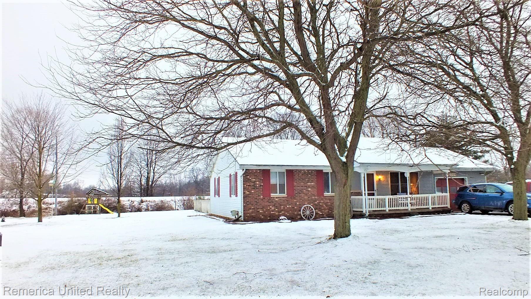 3369 Susan Drive Howell, MI 48855 - Photo 1 of 24 DSCF4057 (2).JPG