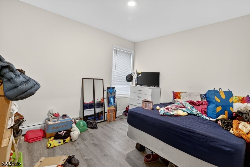 78 Treacy Avenue Newark, NJ 07108 - Photo 10 of 23