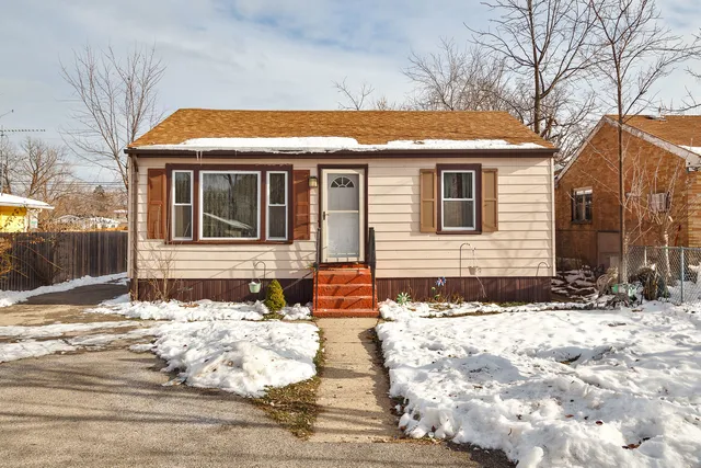 $200,000 | 2303 Dickey Avenue, North Chicago, IL 60064