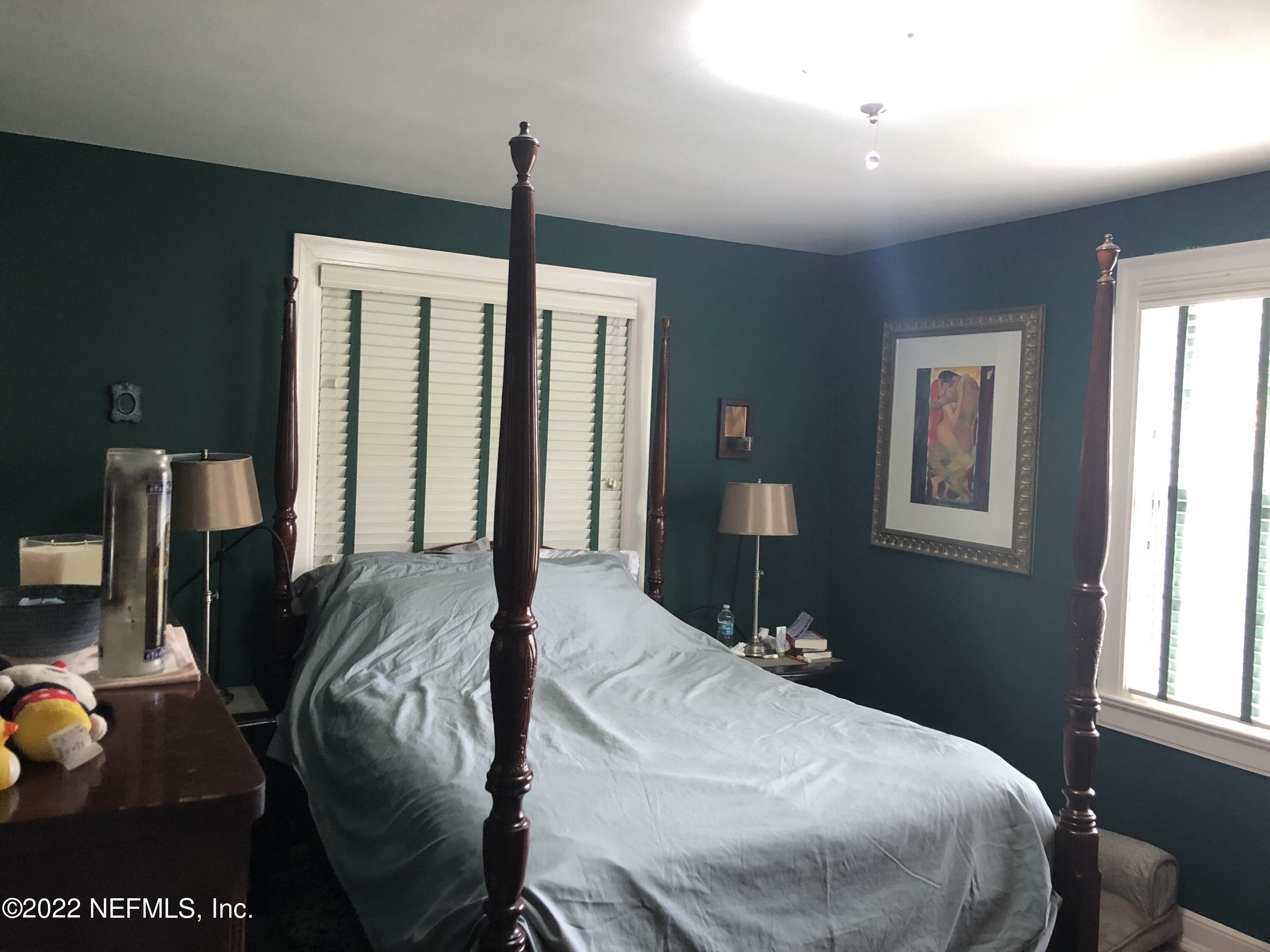 2445 Pineridge Road Jacksonville, FL 32207 - Photo 8 of 12 OWNER SUITE