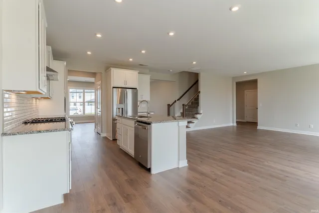 $499,800 | 5123 Jackson Drive, Newburgh, IN 47630