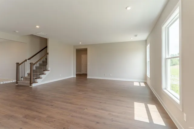 $499,800 | 5123 Jackson Drive, Newburgh, IN 47630