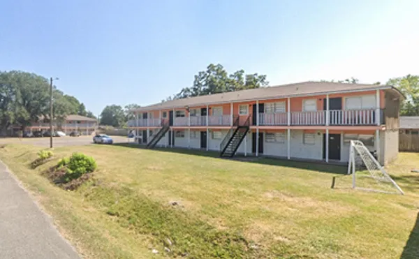 $700 | 893 Campus Street, Unit 109, Beaumont, TX 77705