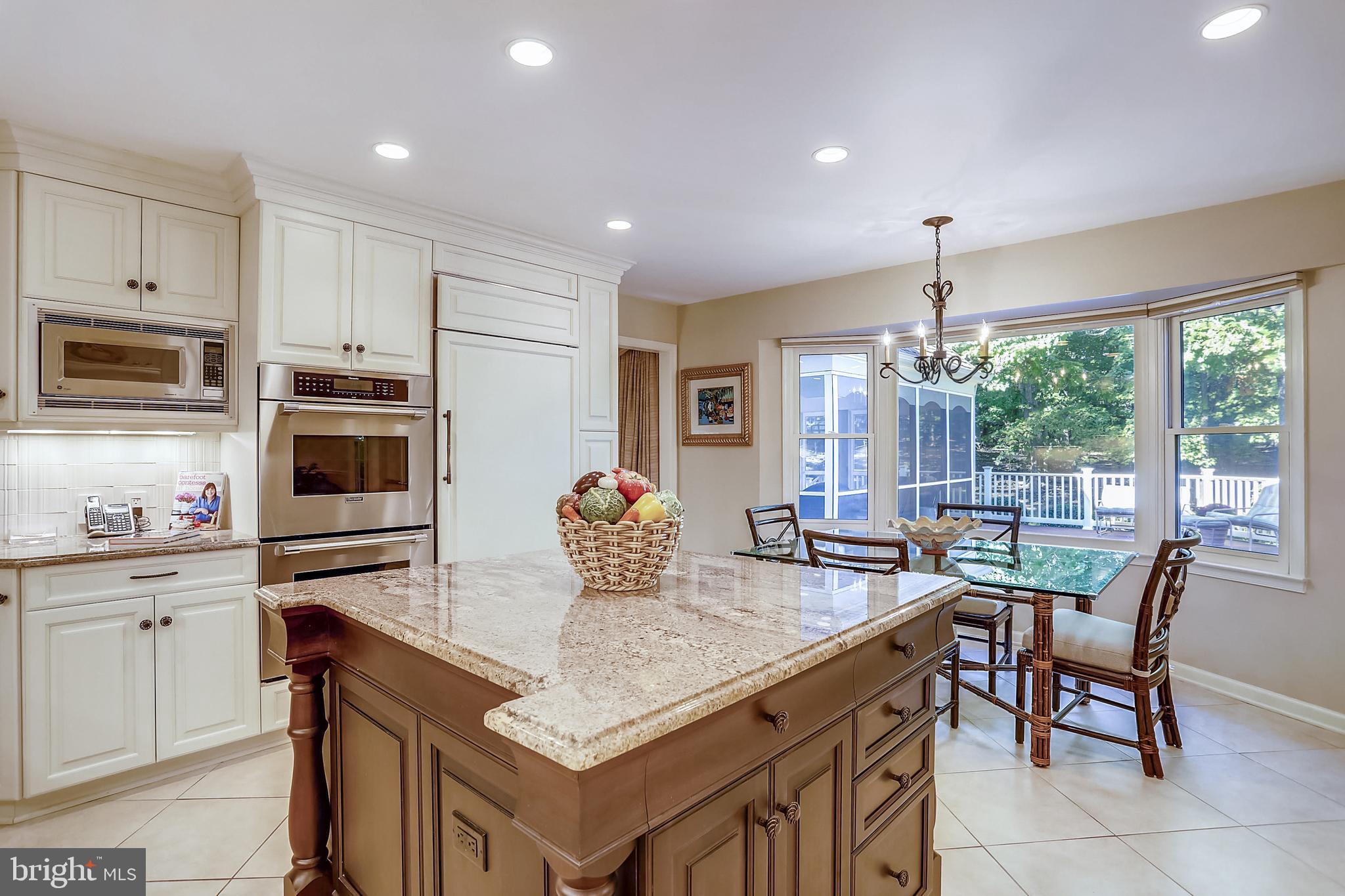 9640 Reach Road Potomac, MD 20854 - Photo 12 of 43 Gallery Image 12