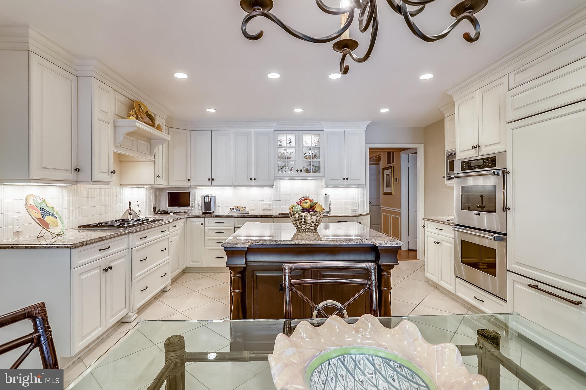 9640 Reach Road Potomac, MD 20854 - Photo 10 of 43 Gallery Image 10