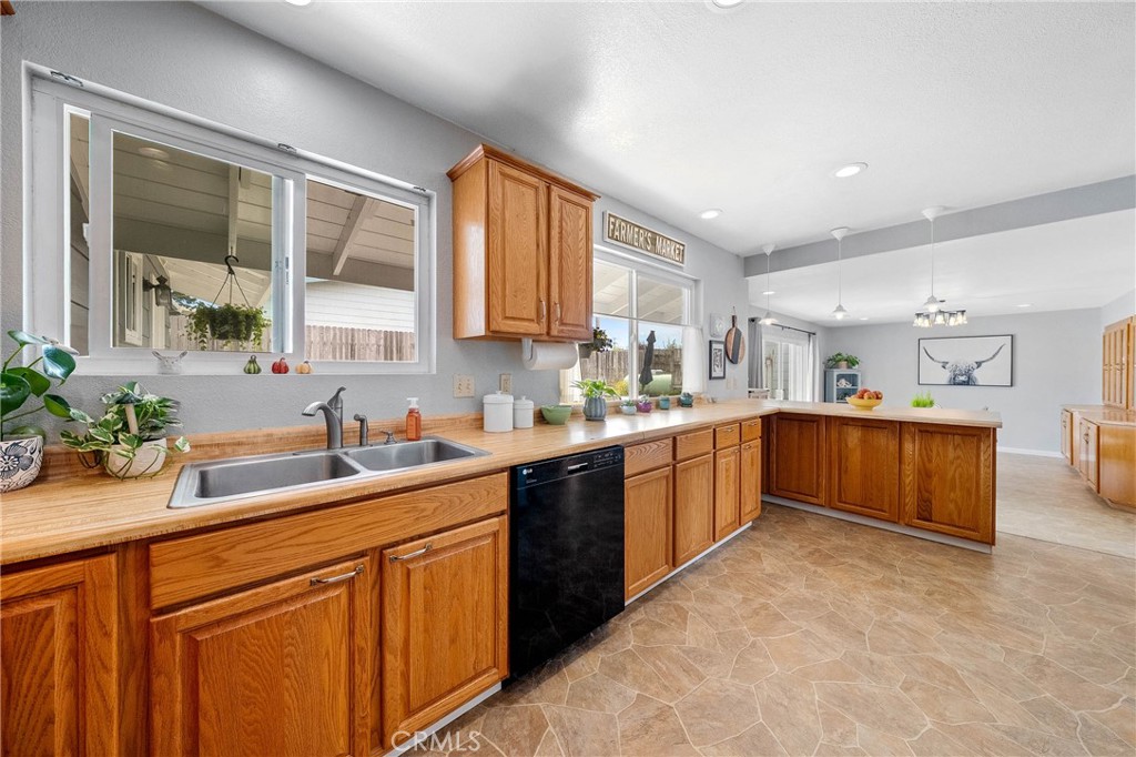 494 South Whipple Street Fort Bragg, CA 95437 - Photo 18 of 41