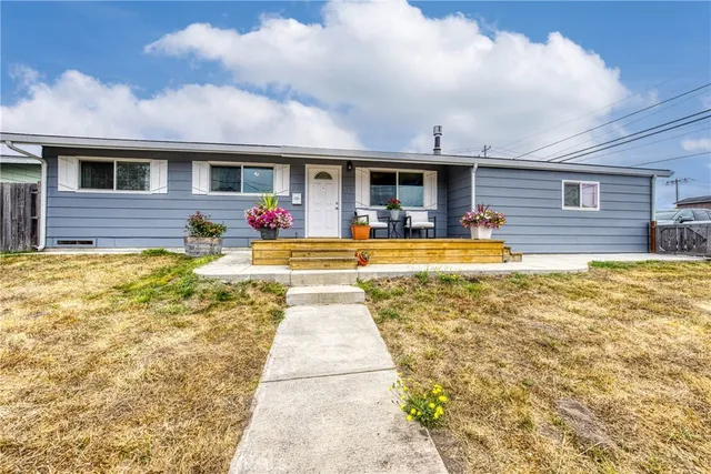 $645,000 | 494 South Whipple Street, Fort Bragg, CA 95437