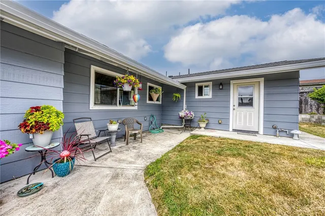 $645,000 | 494 South Whipple Street, Fort Bragg, CA 95437
