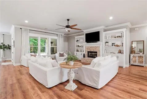 $625,000 | 725 Elise Lane, Madisonville, LA 70447