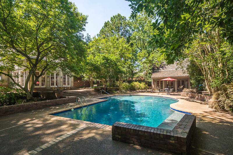 388 South Shady Grove Road Memphis, TN 38120 - Photo 4 of 25 Wow! Your own urban oasis complete with beautiful, heated gunite pool and pool house on ~1acre setting!