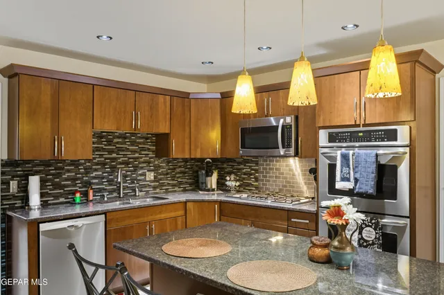 $749,999 | 5051 Montoya Drive, El Paso, TX 79922