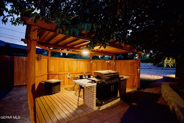 $749,999 | 5051 Montoya Drive, El Paso, TX 79922