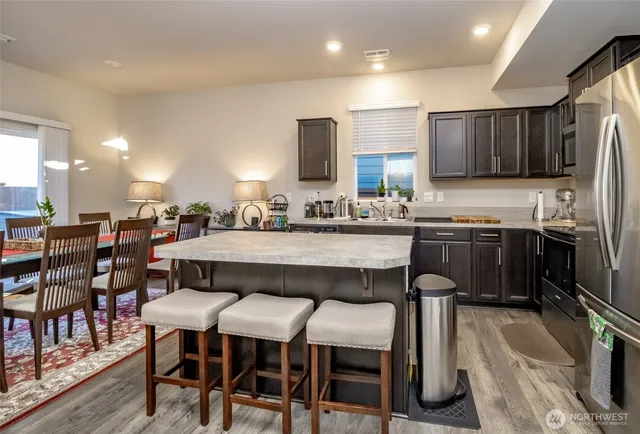 $3,500 | 18798 108th Ave Court East, Puyallup, WA 98374