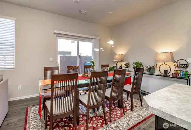 $3,500 | 18798 108th Ave Court East, Puyallup, WA 98374