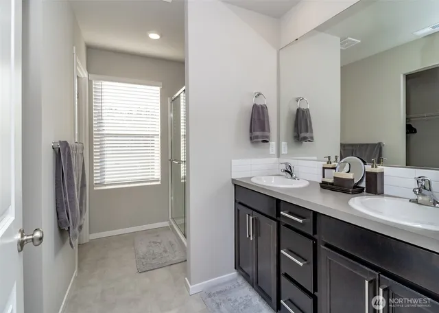 $3,500 | 18798 108th Ave Court East, Puyallup, WA 98374