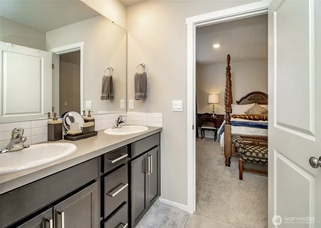 $3,500 | 18798 108th Ave Court East, Puyallup, WA 98374