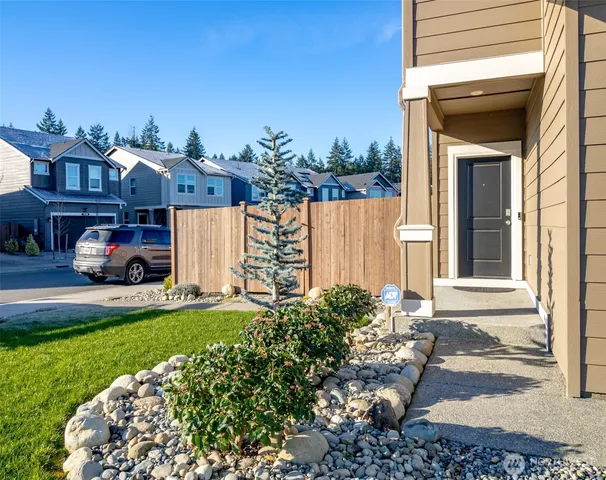$3,500 | 18798 108th Ave Court East, Puyallup, WA 98374