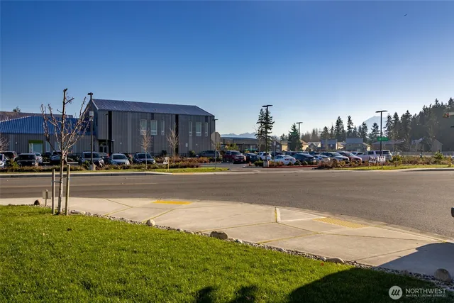 $3,500 | 18798 108th Ave Court East, Puyallup, WA 98374